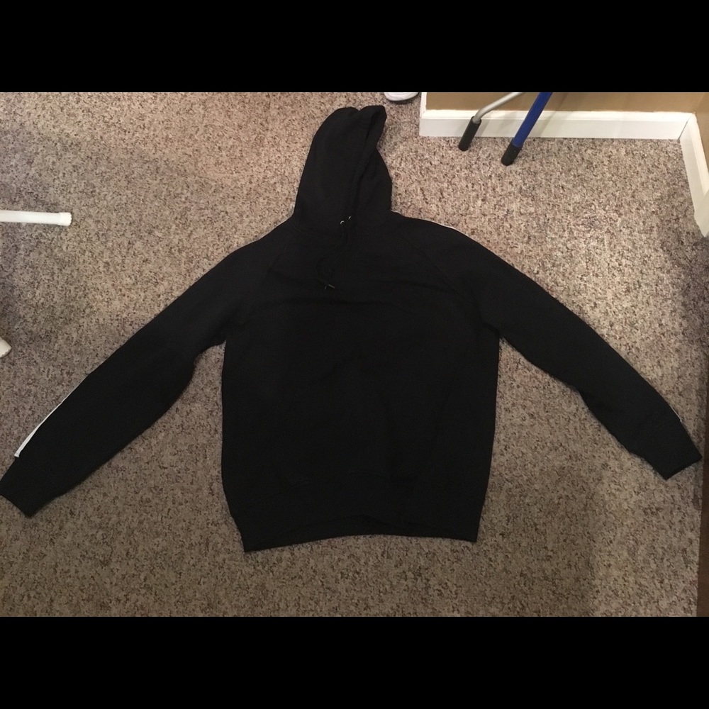 Zine Black hoodie with White stripe on sleeves